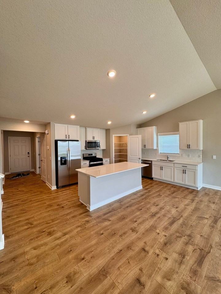 9830 89th Ave S - Photo 2 of 29