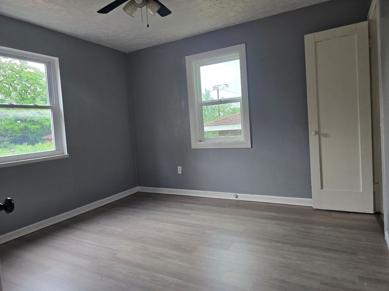 504 Ethel Ave - Photo 3 of 7