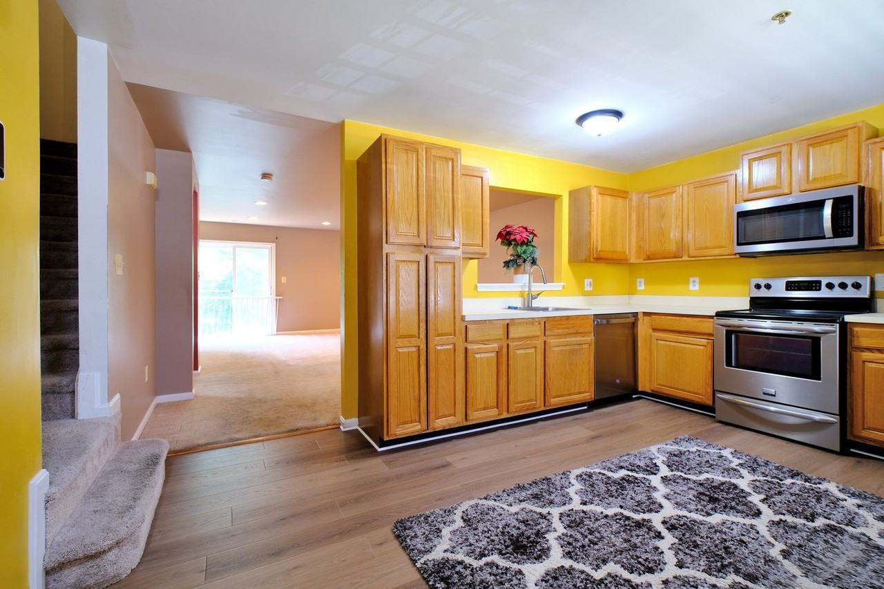 4912 Wall Flower Way - Photo 3 of 16