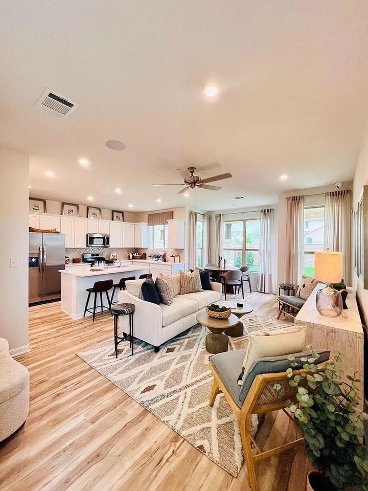 2203 Cowbird Path - Photo 5 of 24