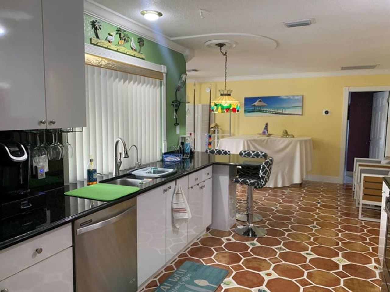 1283 Larch Way - Photo 2 of 22