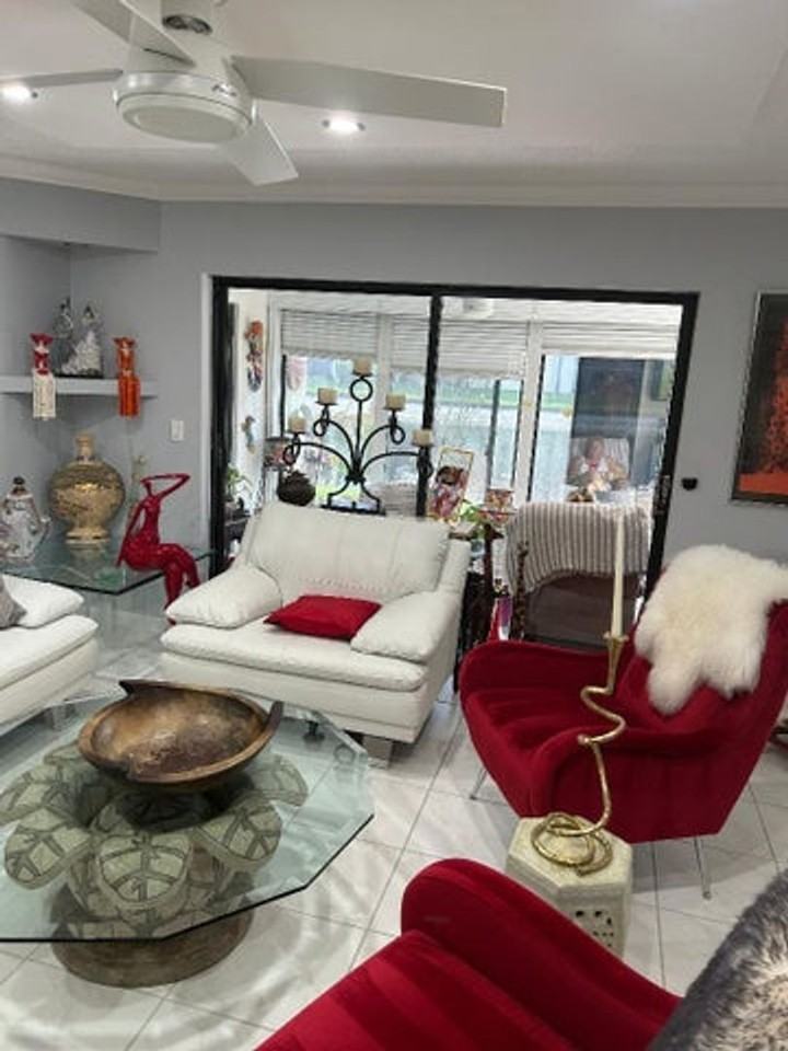 10271 N Circle Lake Dr - Photo 4 of 10