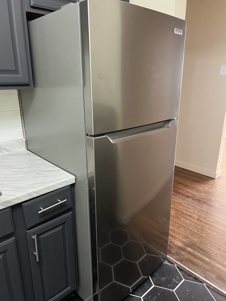 9945 Diamond Drive - Photo 2 of 7