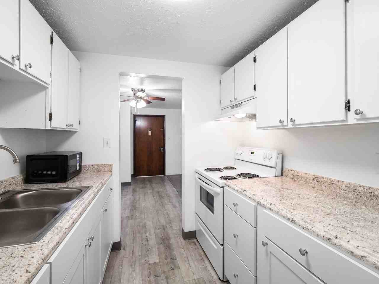 Walnut - Photo 2 of 50