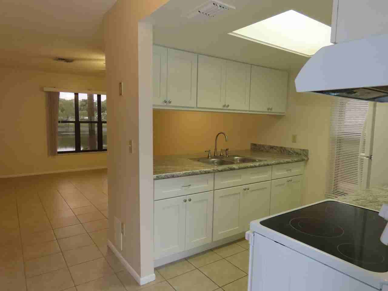 159 Sunnyside Dr - Photo 6 of 30