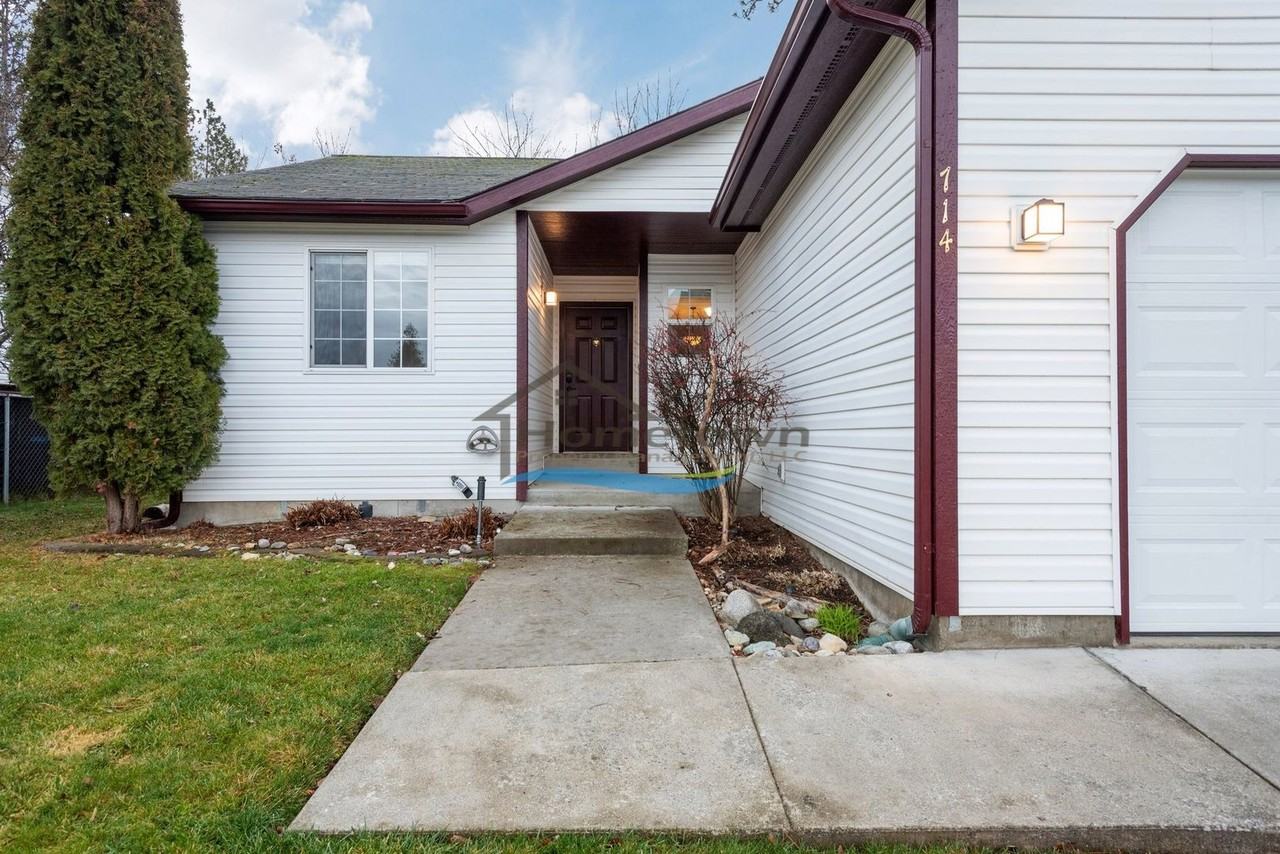 714 E Vintage Ct - Photo 3 of 25