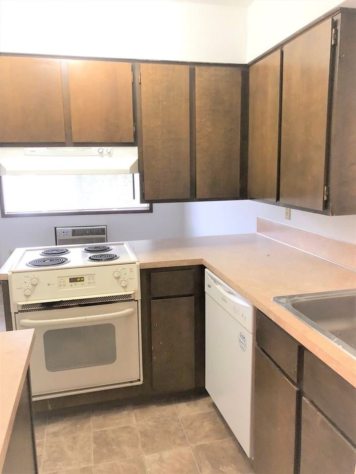 eastburn - Photo 4 of 18