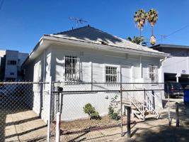 featured image of 930 Albany St