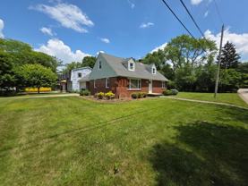 1010 Oakhurst Dr - Photo 1 of 1