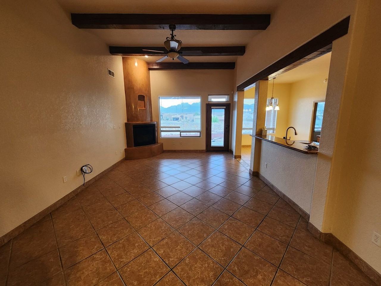 2105 2105 San Patricio Loop - 2105 San Patricio Loop - Photo 5 of 44