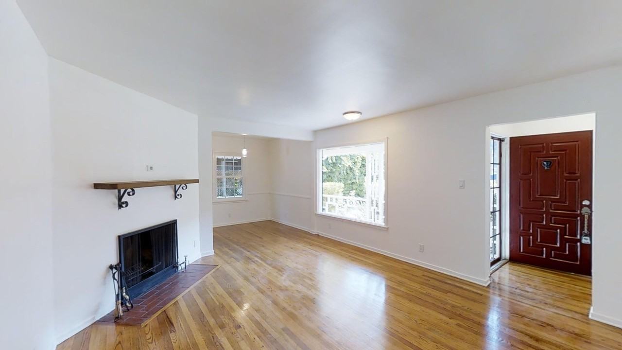 3758 Tuller Ave - Photo 4 of 36