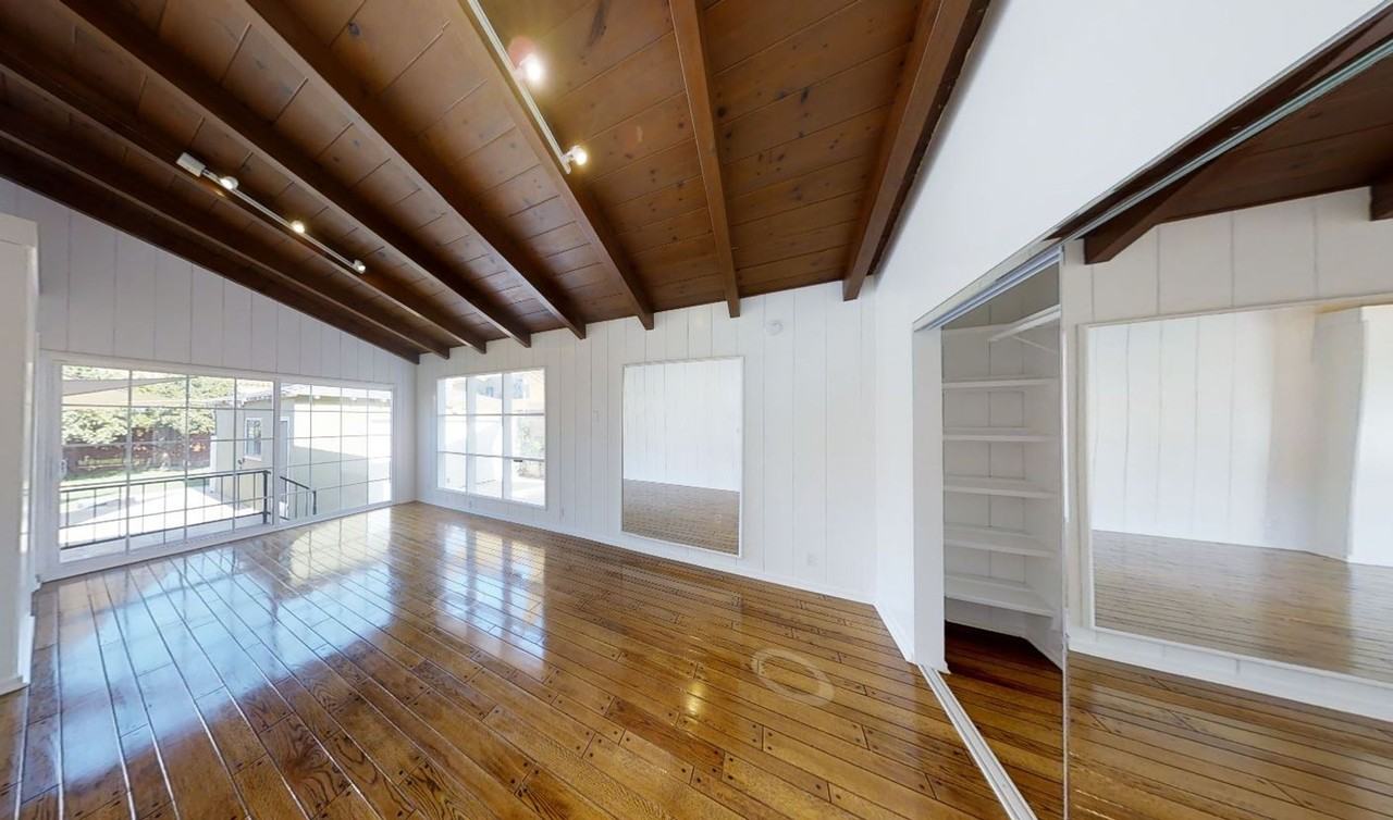 3758 Tuller Ave - Photo 3 of 36