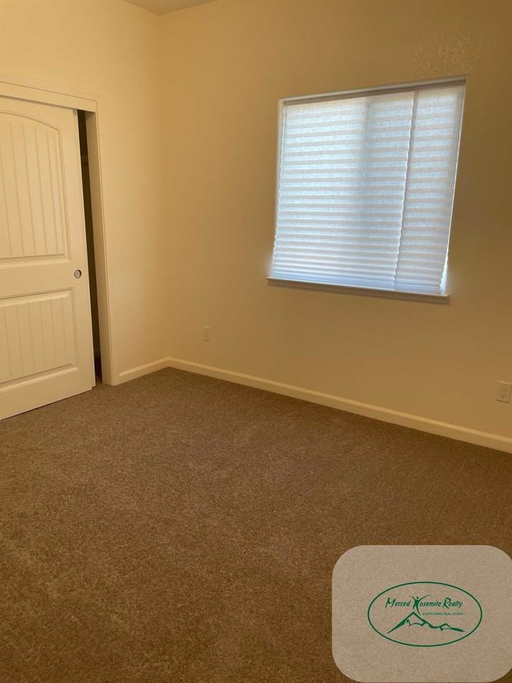 4461 Andrea Dr - Photo 7 of 9