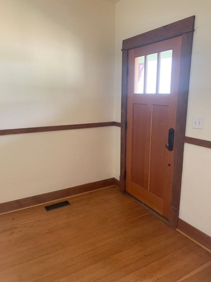 606 W 10th Ave - Photo 3 of 27