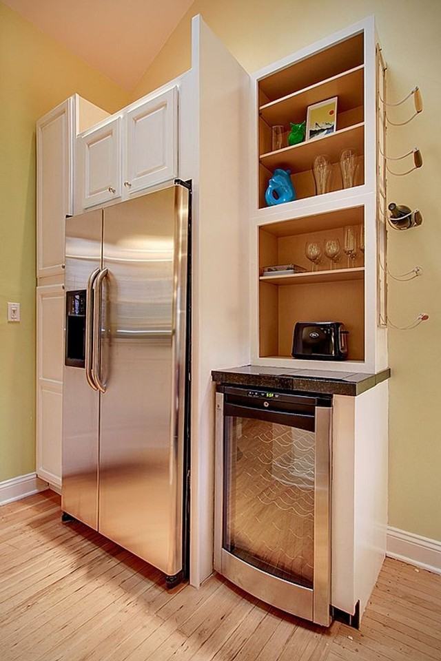 421 10th Ave E #C - Photo 7 of 12