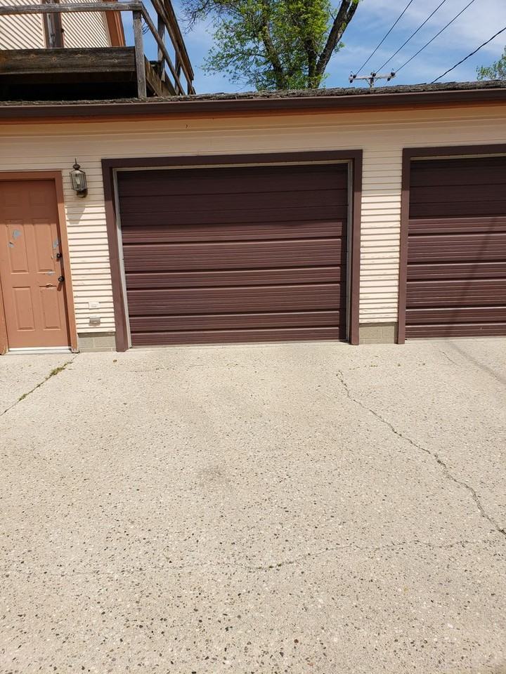 406 1st Ave N - Photo 2 of 31