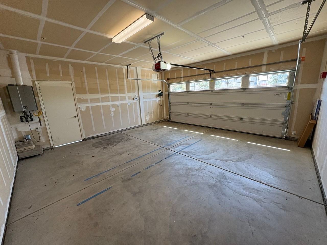 1948 N Fulgham St - Photo 3 of 50