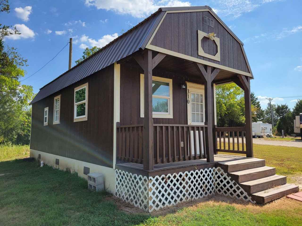 310 Carson Cir - Photo 2 of 14