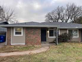 Duplex On Elm - Photo 1 of 1