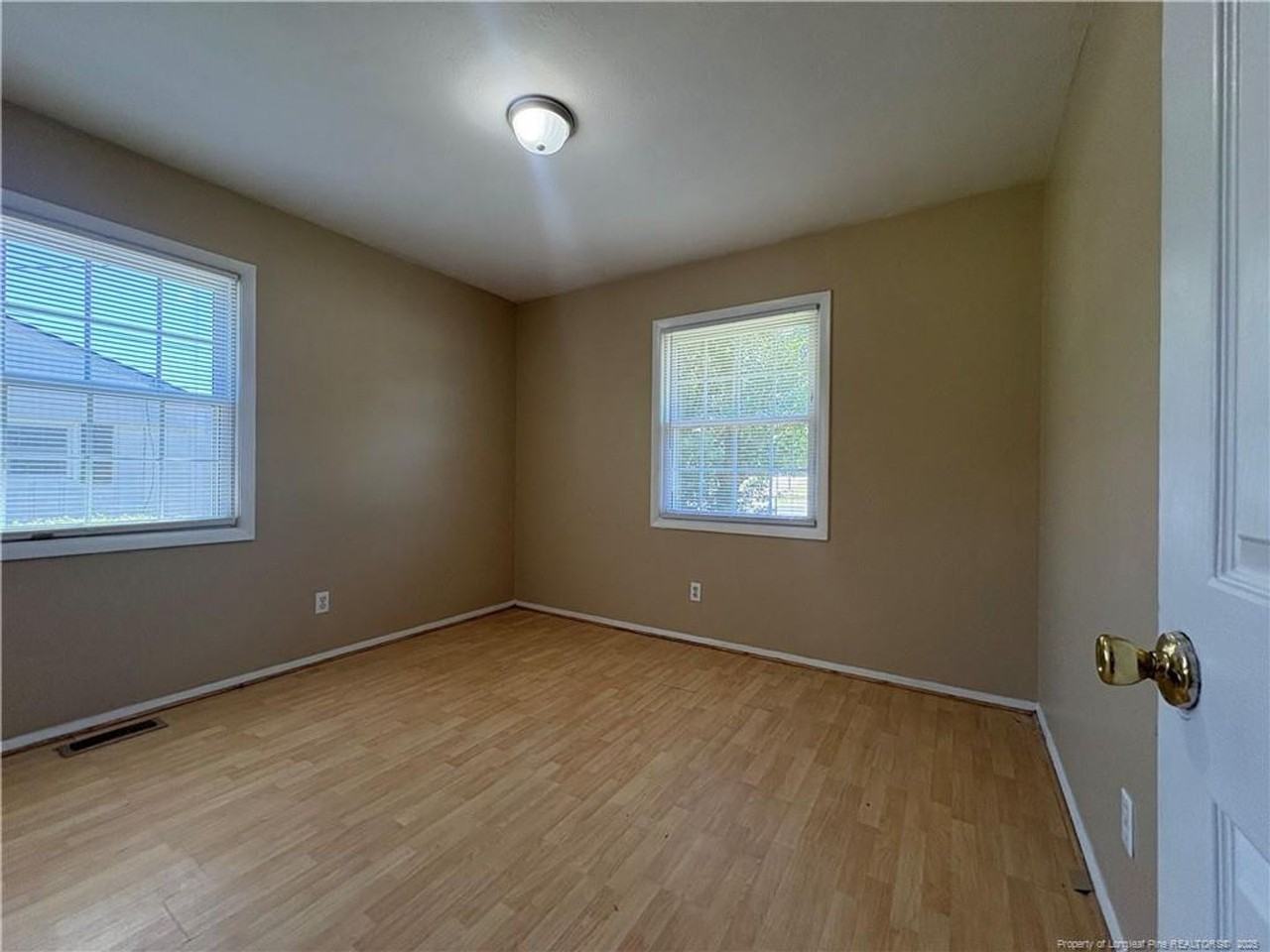 2838 Coronada Pkwy - Photo 7 of 11