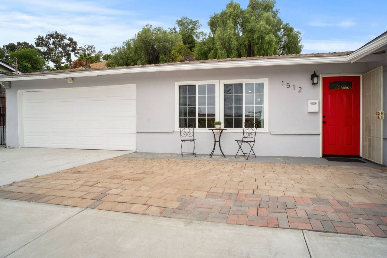 1512 Walbollen St - Photo 2 of 24