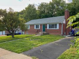 featured image of 5305 Yorktown Blvd