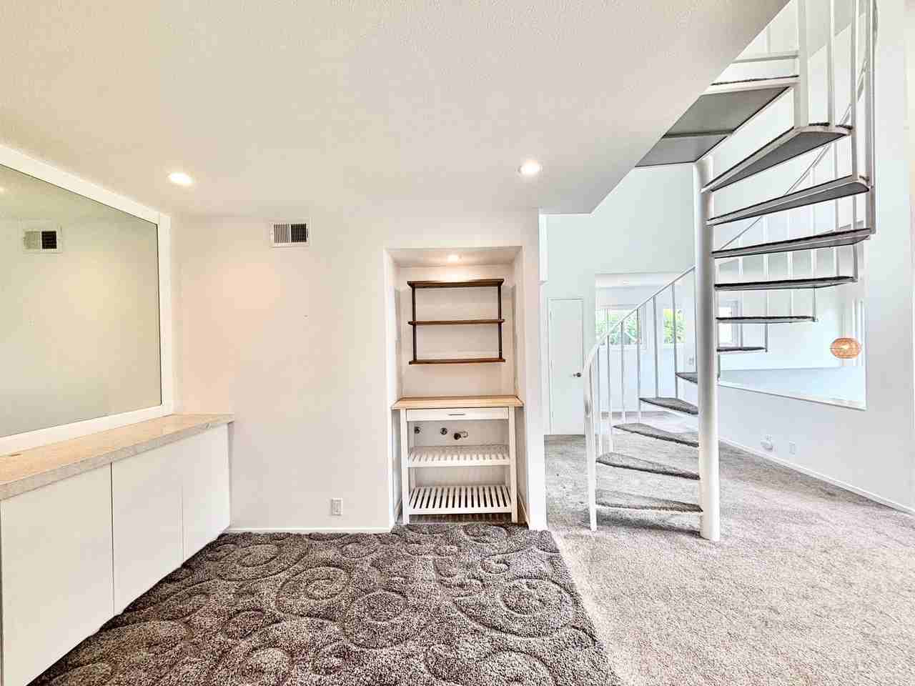 2287 Martinique Ln - Photo 3 of 36