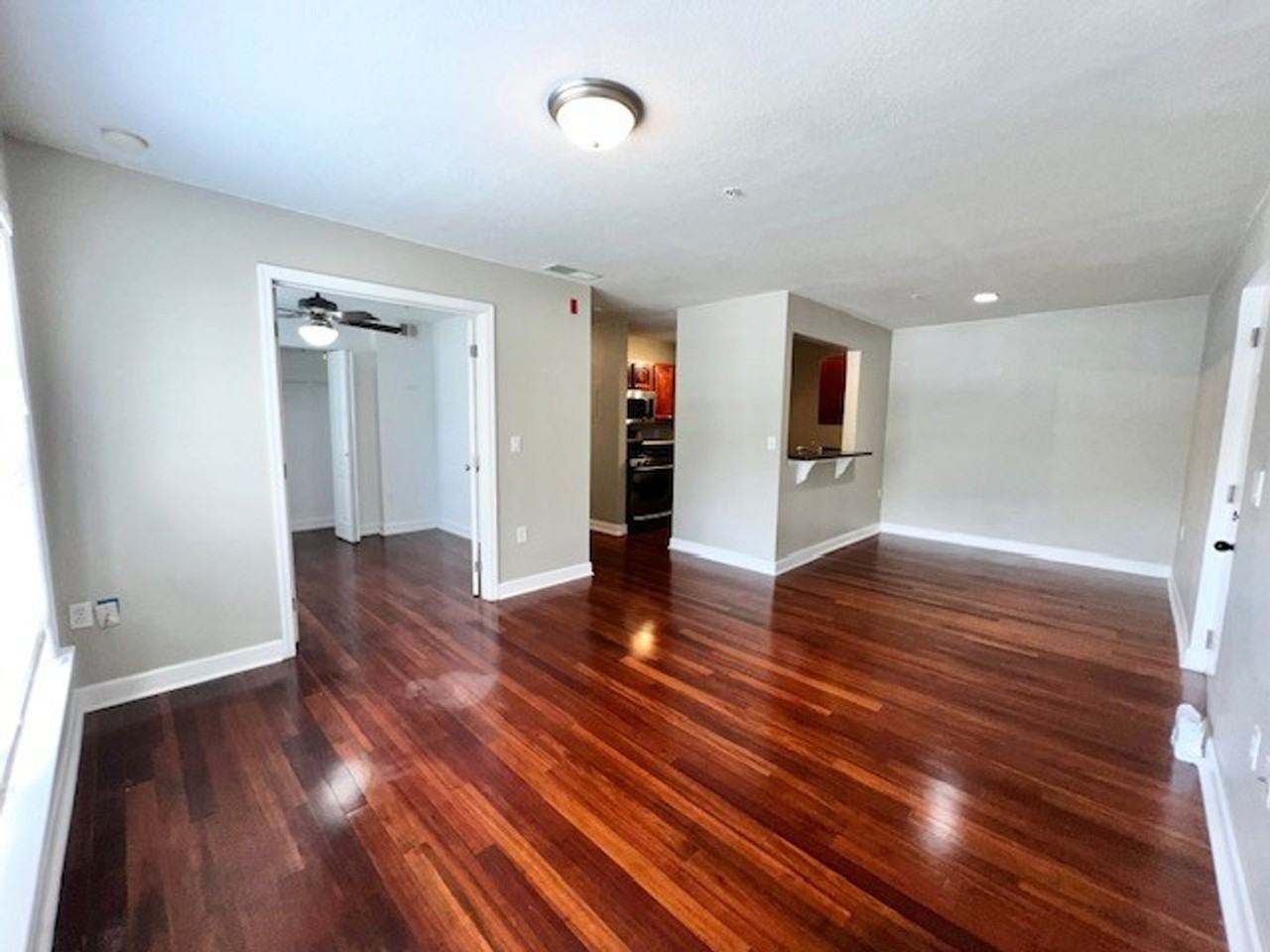 2071 Dixie Belle Dr - Photo 5 of 38