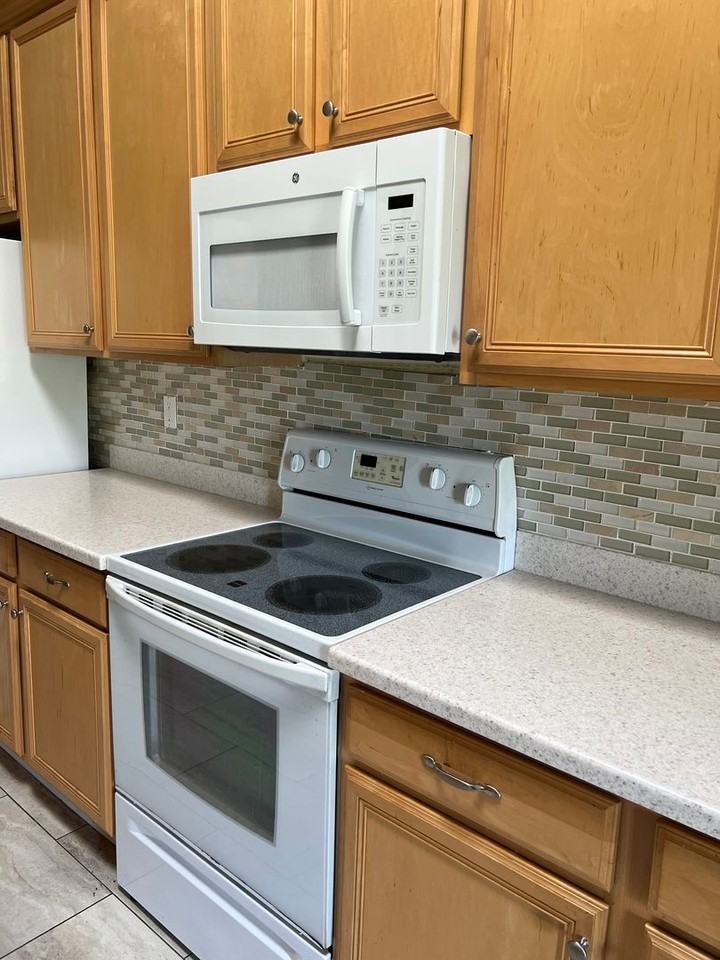 6815 Cee St - Photo 6 of 19