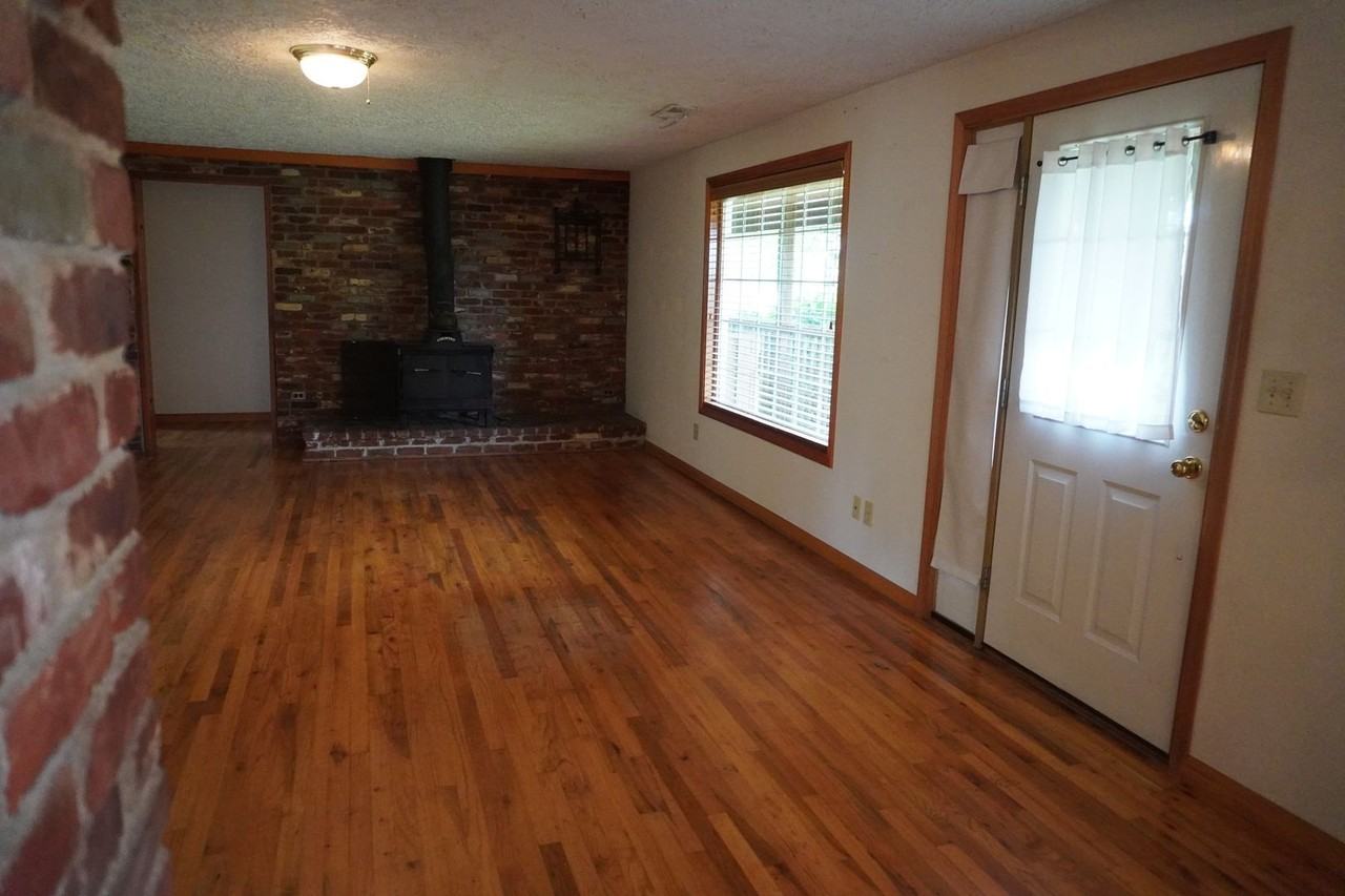 23217 Ne 92nd Ave - Photo 3 of 29