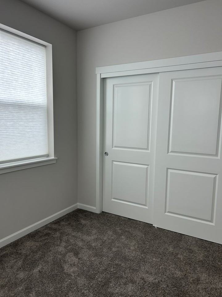 19241 Ne 69th Cir #102 - Photo 2 of 24