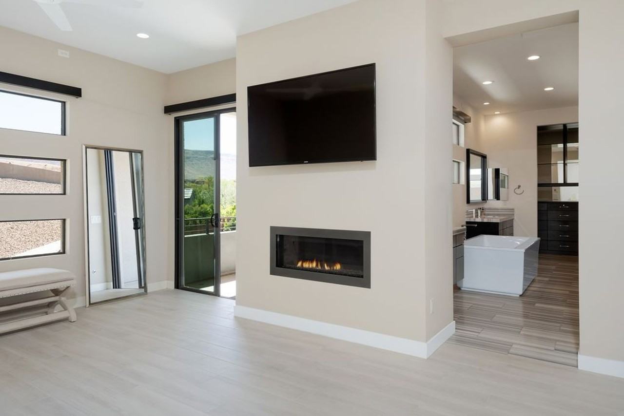 1 Garden Shadow Ln - Photo 2 of 50