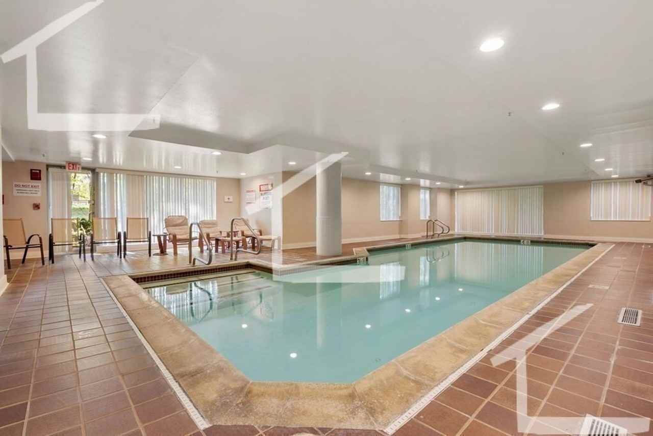 179 Oak St - Photo 7 of 8