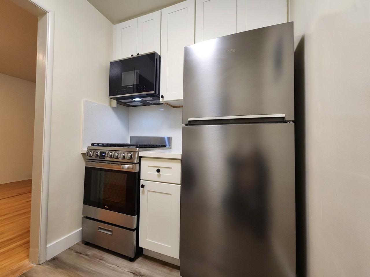 247 Ramona Street - Photo 6 of 11