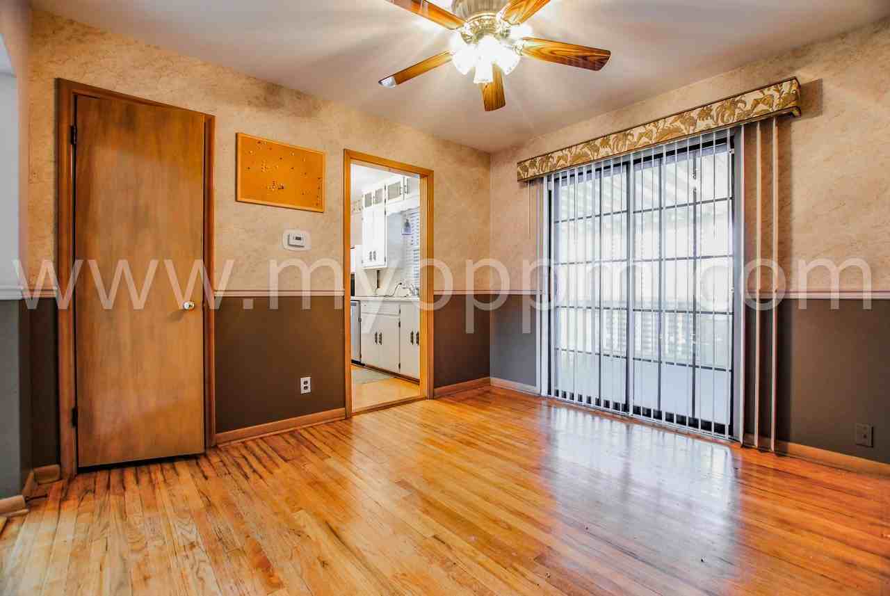 4114 N 54th St - Photo 4 of 19