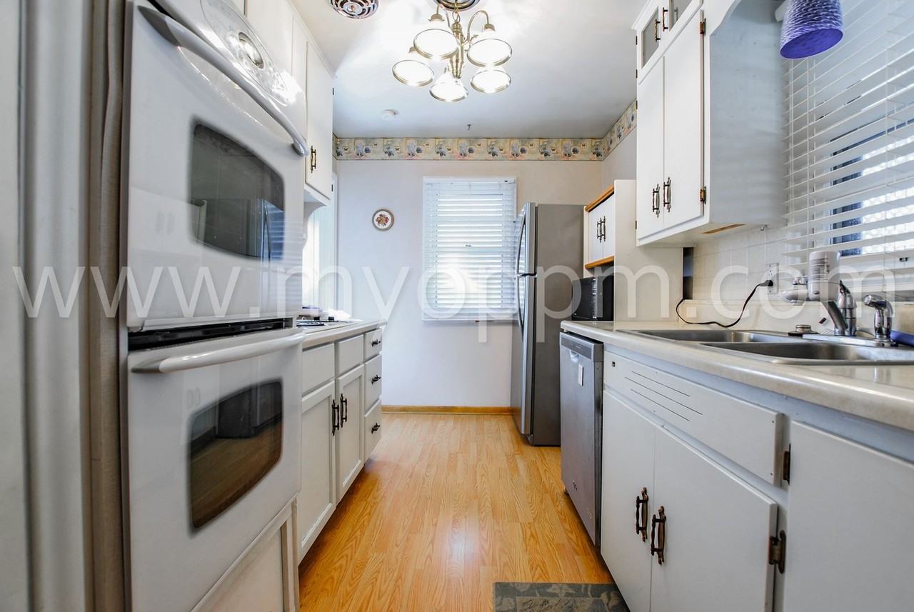 4114 N 54th St - Photo 5 of 19