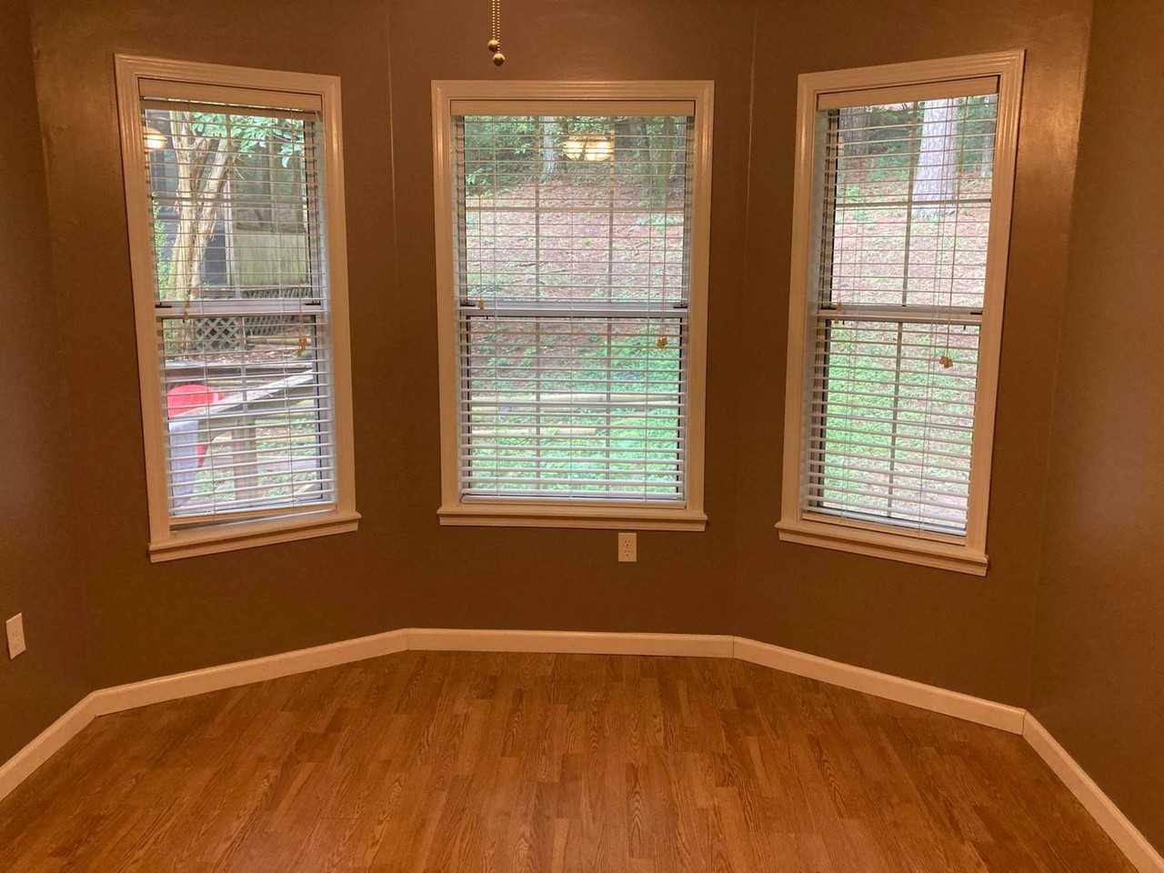 303 Ouita Cir - Photo 5 of 15