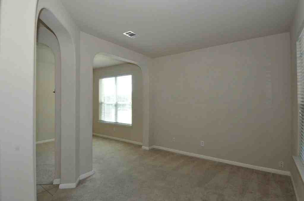 2708 Katie Cv - Photo 4 of 20