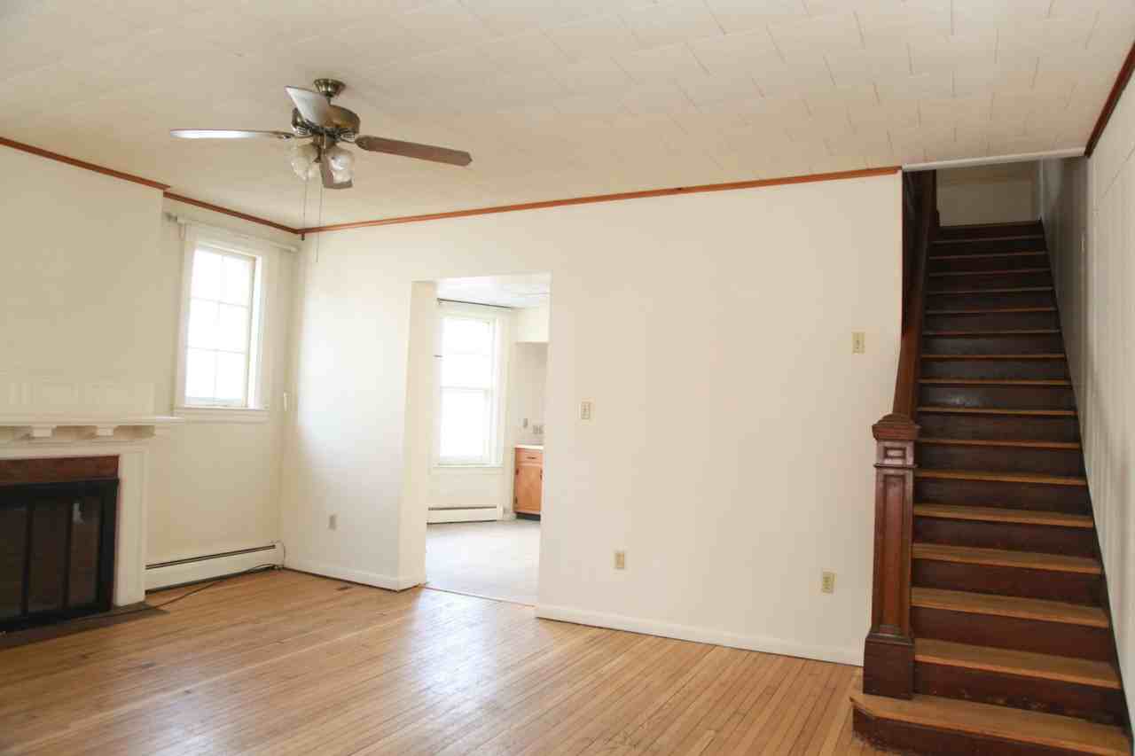 119 2nd St - Photo 3 of 28