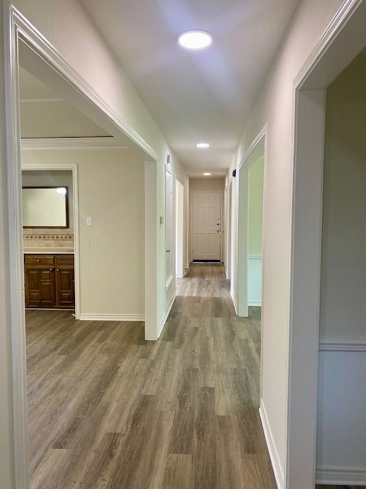 222 Cambridge Rd - Photo 4 of 8