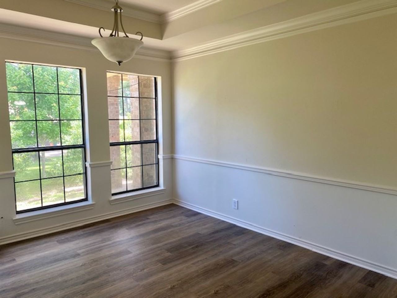 222 Cambridge Rd - Photo 6 of 8