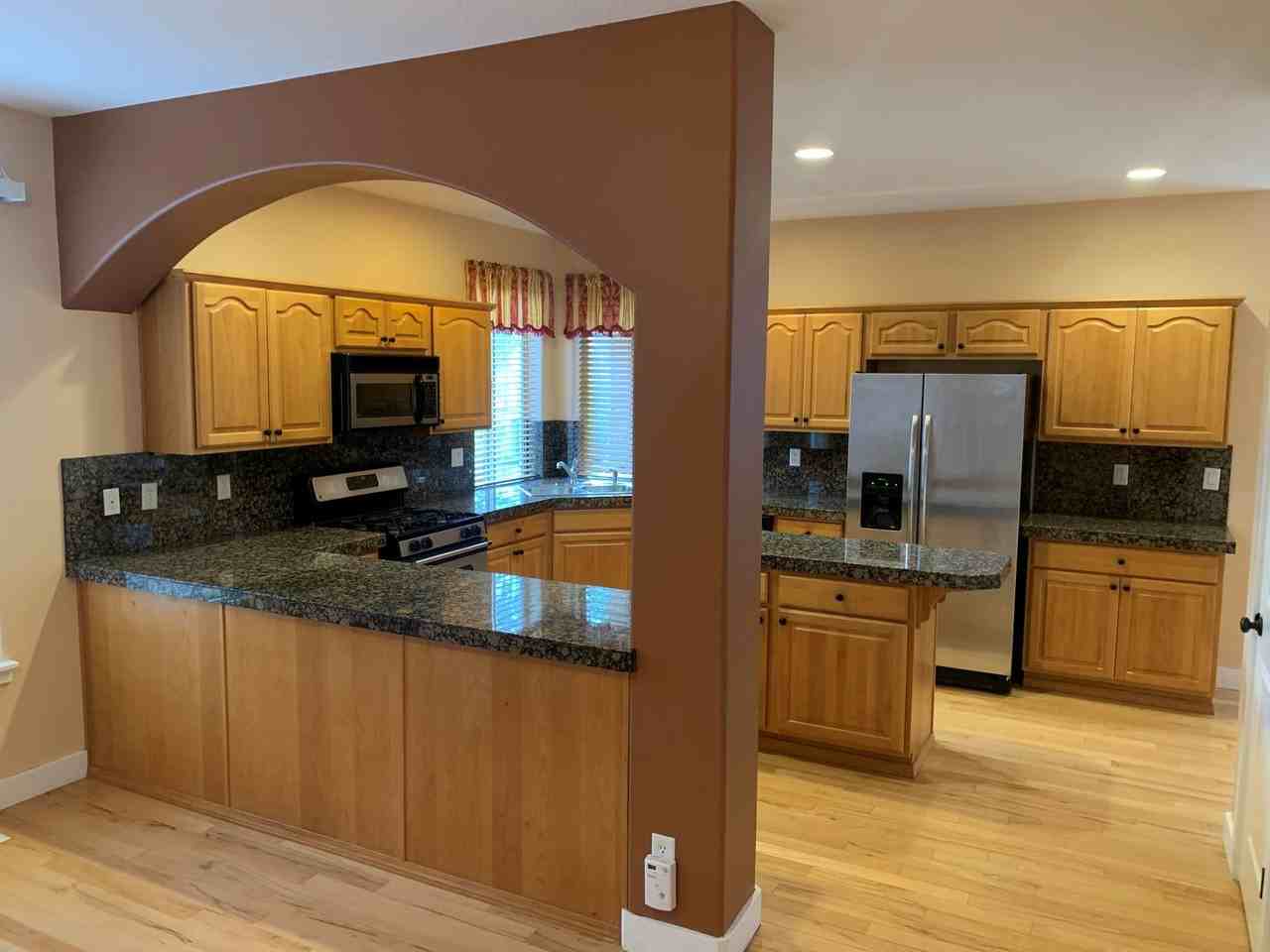 2501 Nw Parnell Ter - Photo 3 of 20