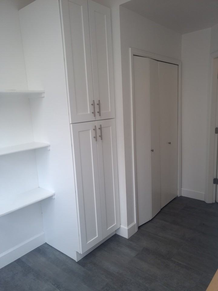 3147 Bell Dr - Photo 2 of 26