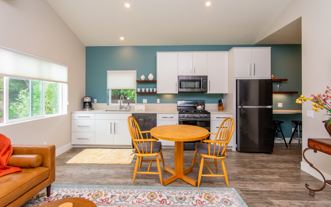 3987 Park Drive - Photo 6 of 27