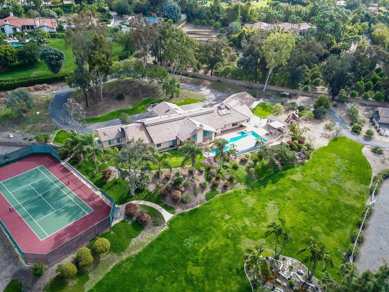 6658 La Valle Plateada - Photo 3 of 28