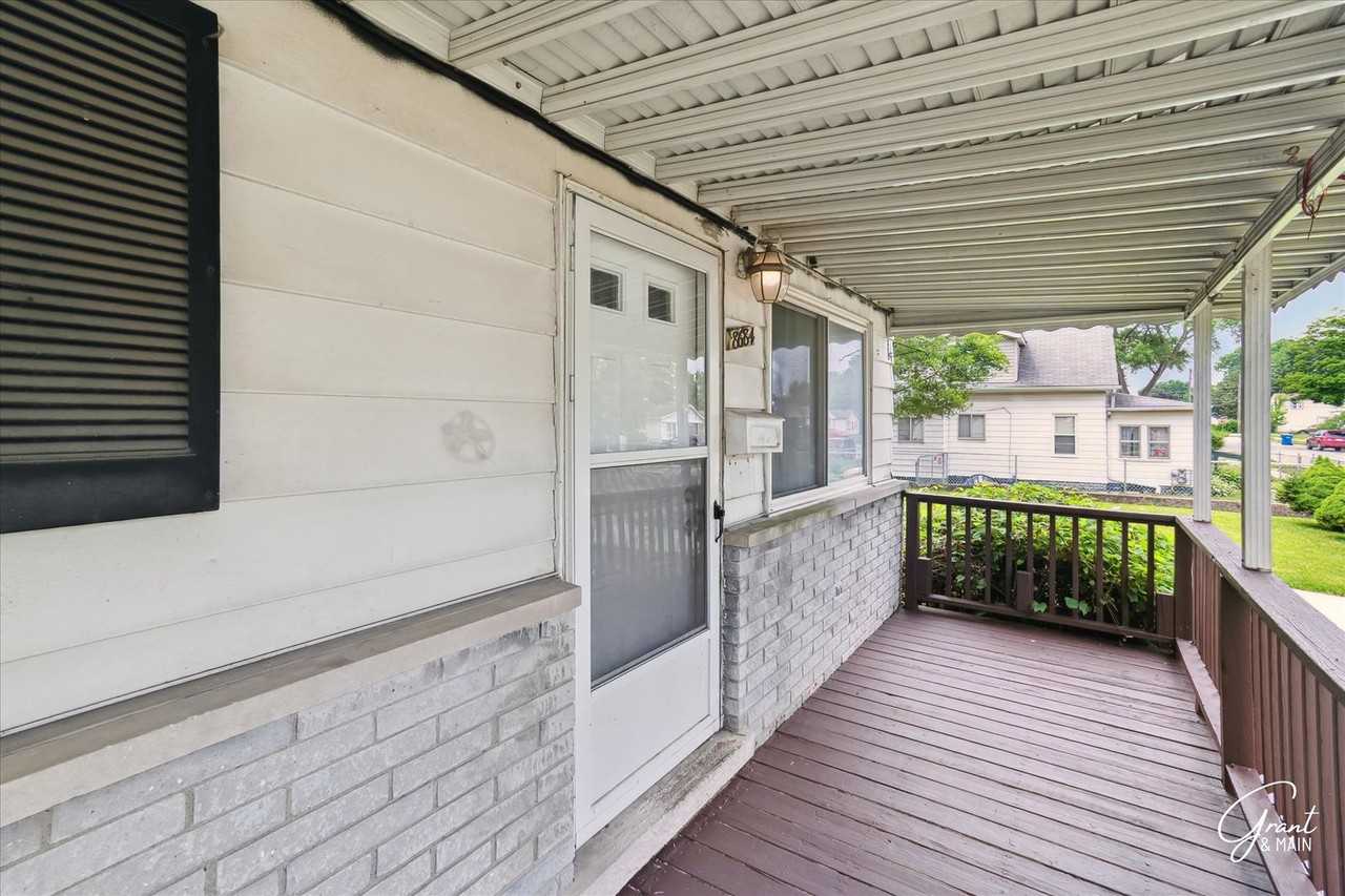 8684 Republic Ave - Photo 2 of 22