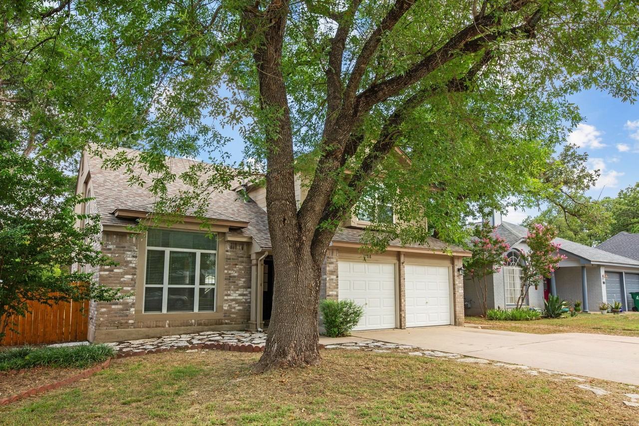 1108 Forest Oaks Path - Photo 3 of 39