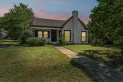 720 E Walnut St - Photo 1 of 1