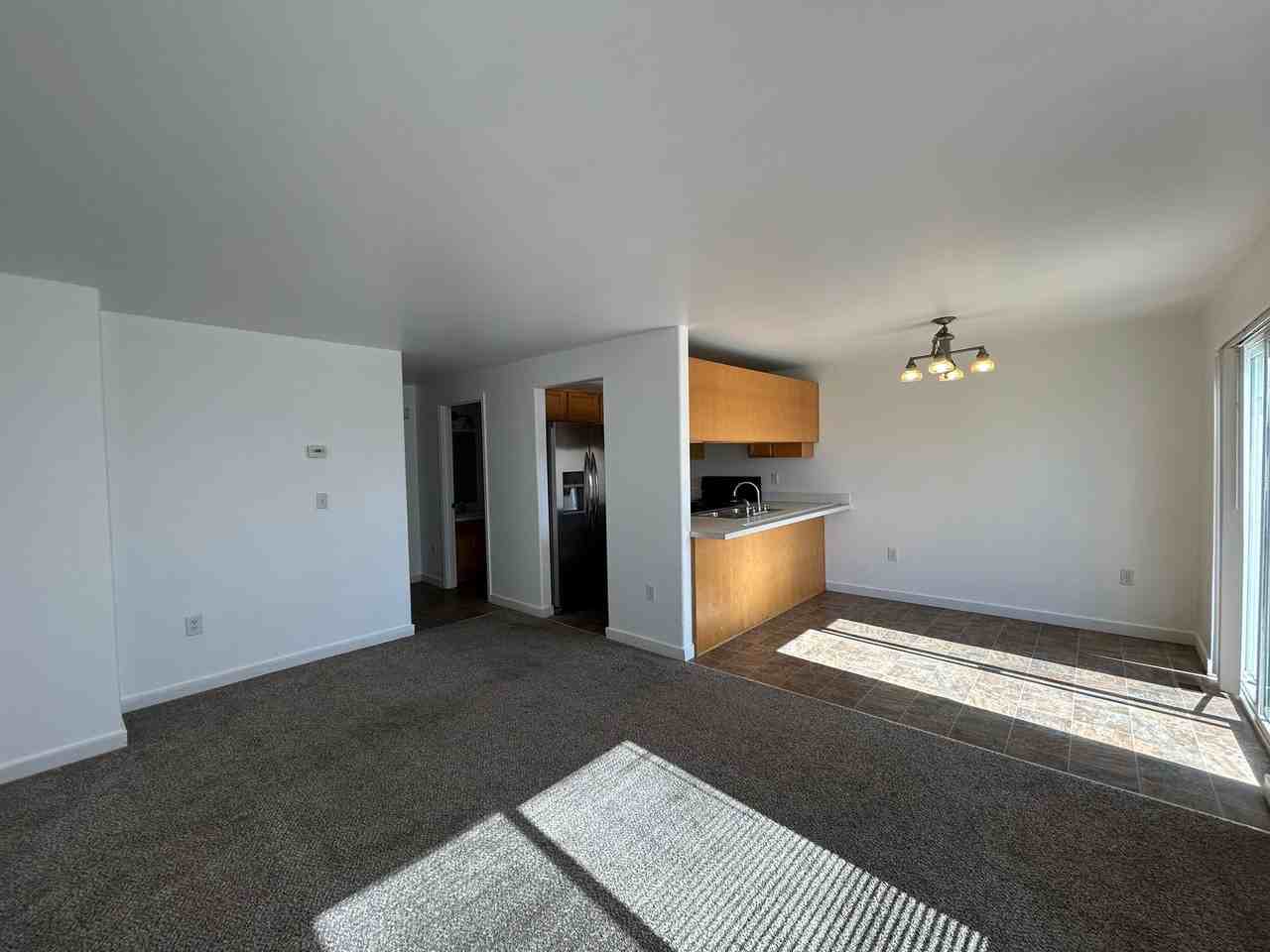 1127 Sw 27th St - Photo 5 of 19