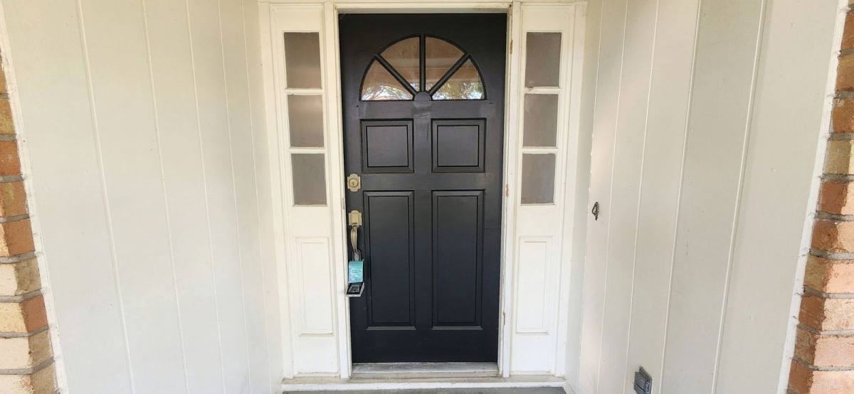 1607 Centenary Dr - Photo 3 of 10